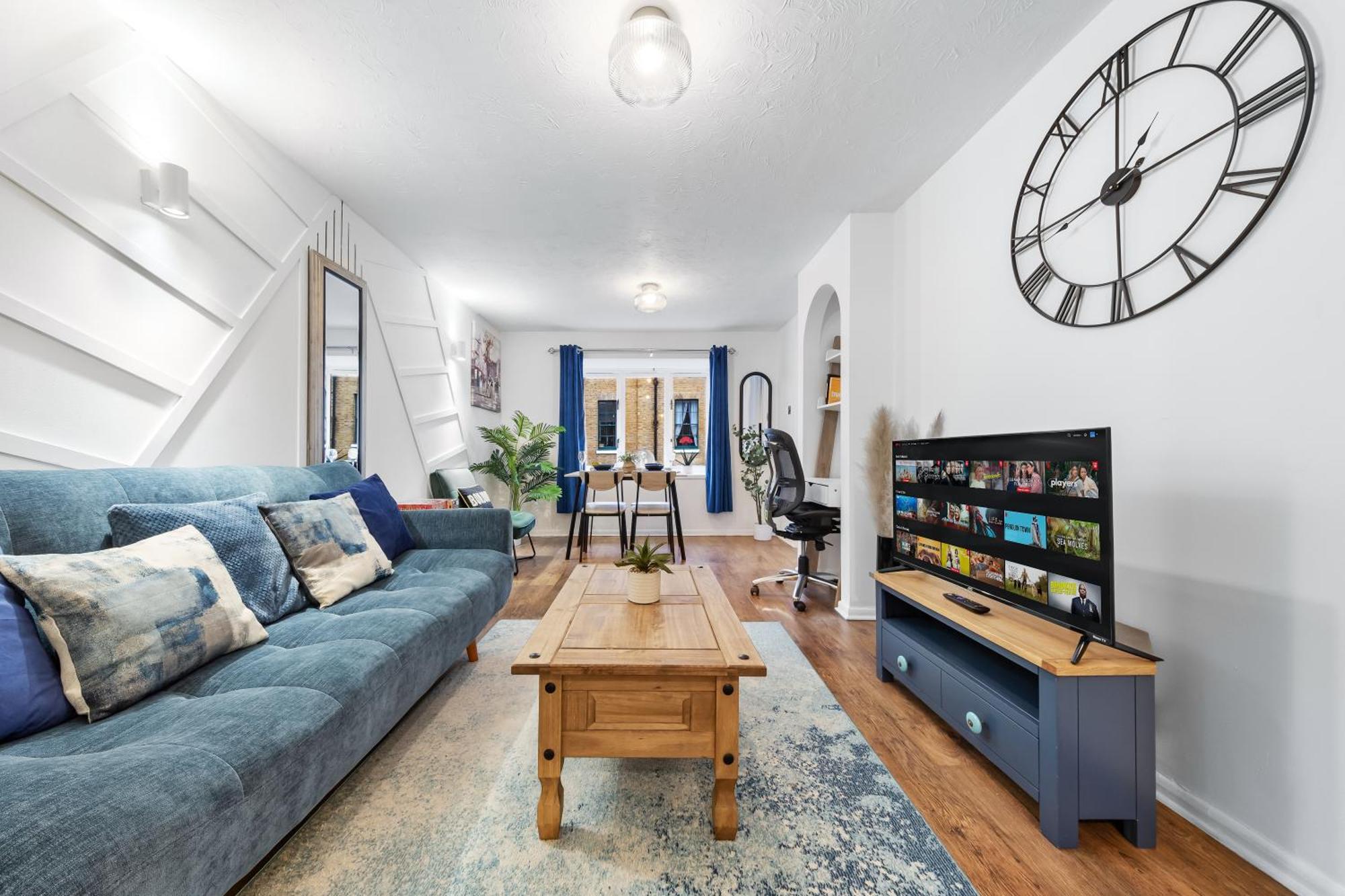 Quirky Canary 2Bed, Free Parking, Smart Tv & Games Лондон Экстерьер фото